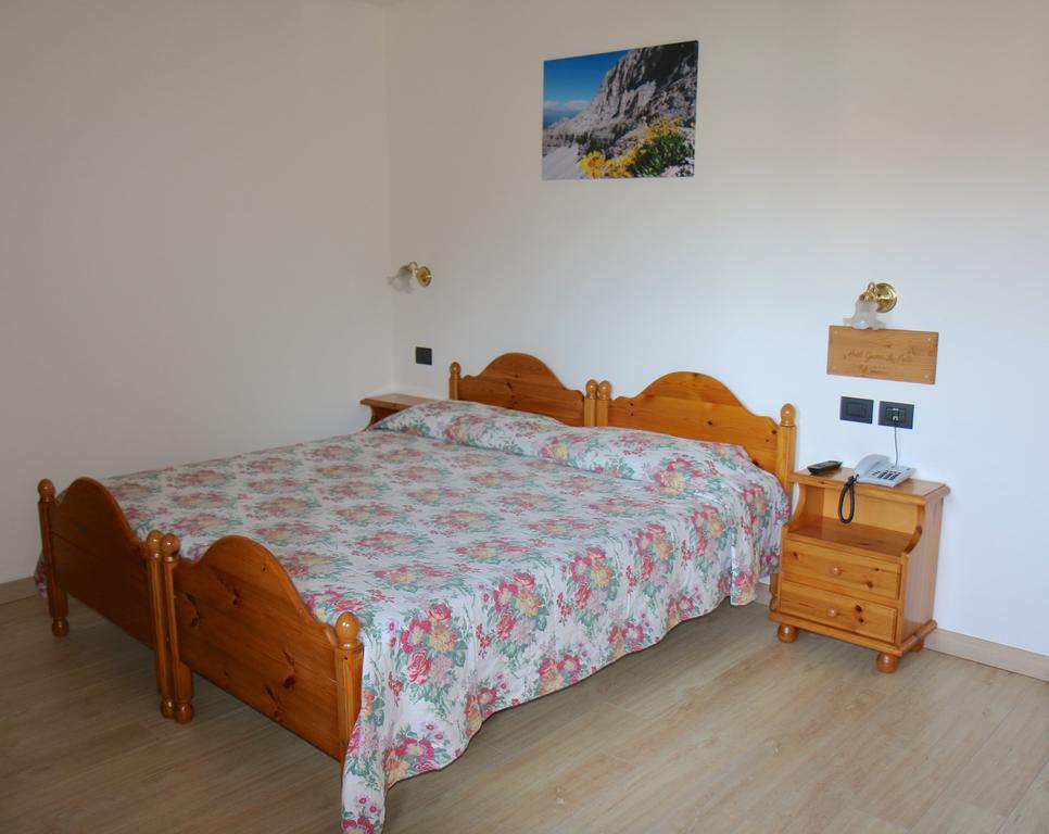 Hotel La Palu Pinzolo Ngoại thất bức ảnh