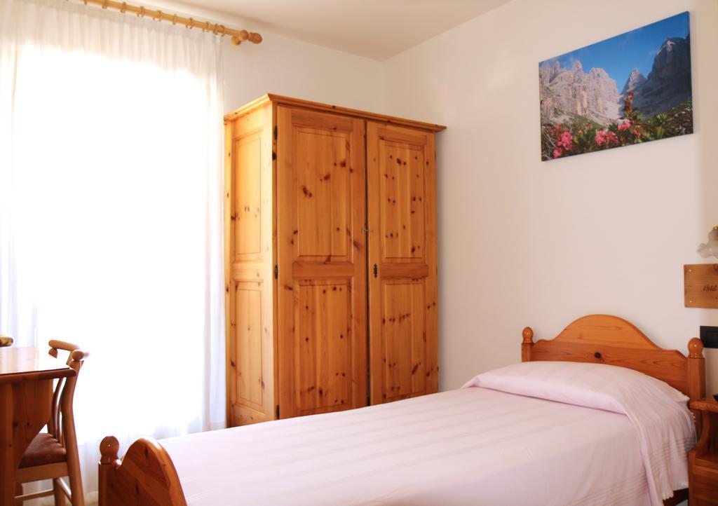 Hotel La Palu Pinzolo Ngoại thất bức ảnh