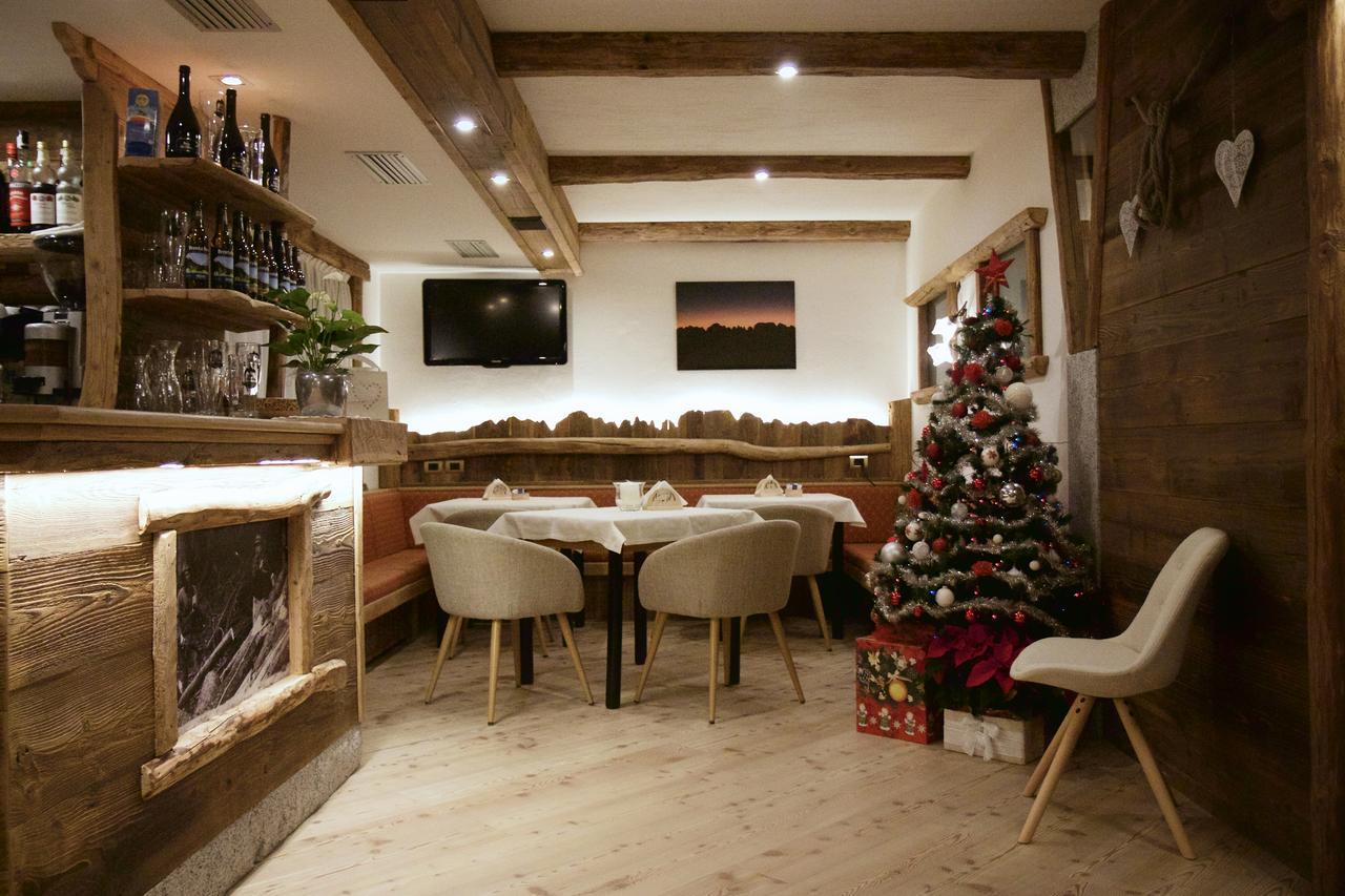 Hotel La Palu Pinzolo Ngoại thất bức ảnh