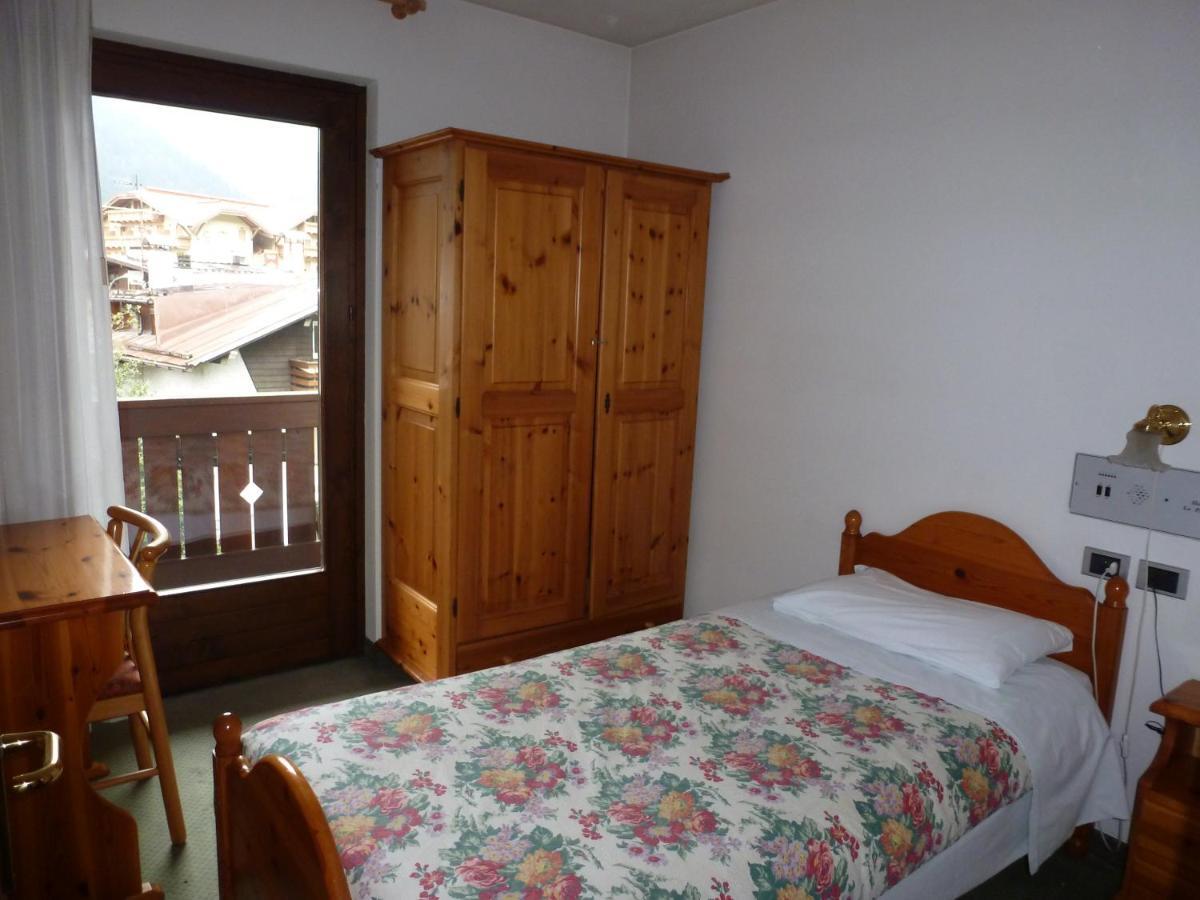Hotel La Palu Pinzolo Ngoại thất bức ảnh